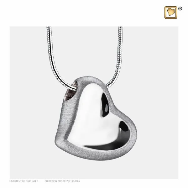 Ashanger Hart Zilverkleurig inclusief Collier