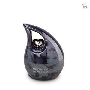 KU 007M – Kleine Keramische Urn Druppel Oiled Blauw Zilveren Hart (2.2 liter)
