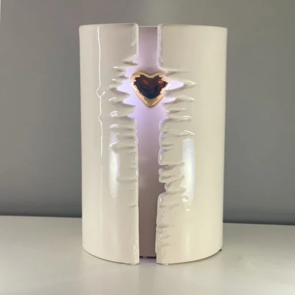 Keramische LED Urn Wit Gouden Hart (3.8 liter) - Afbeelding 3