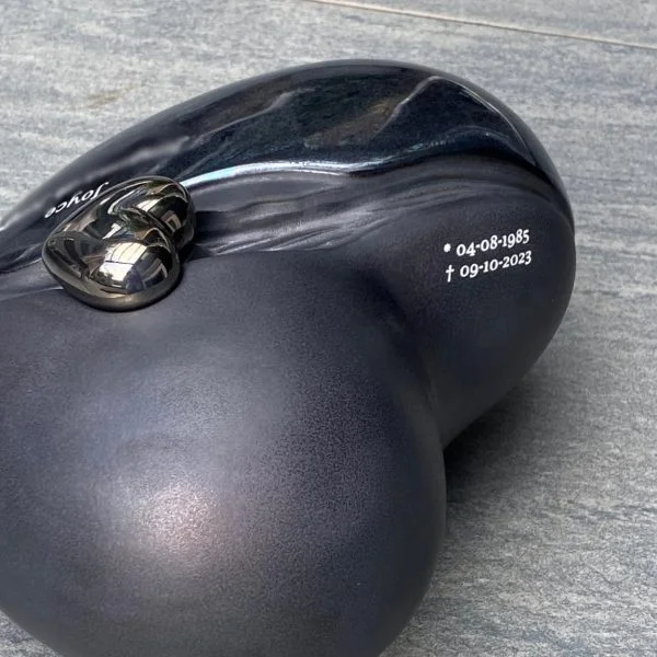 Grote Keramische Hart Urn Oiled Blauw Zilver Hart (3.8 liter) - Afbeelding 2