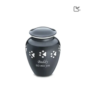 Artikelnr: P212M Medium Urn Hond Classic Zwart Met Zilver Pootafdruk (1.45 liter)